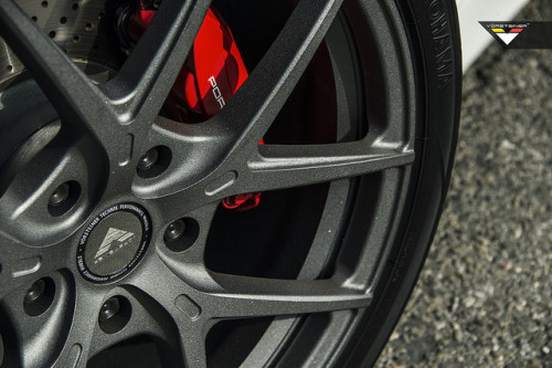 14215296949_6dec554bb0_z